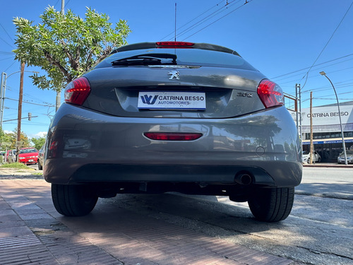 Peugeot 208 1.5 Active 2014