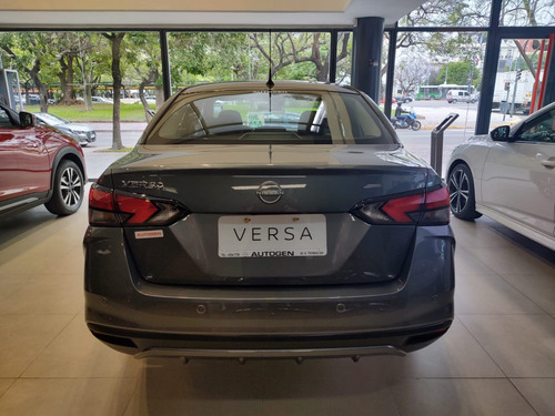 Nissan Versa 1.6 Advance At 2025