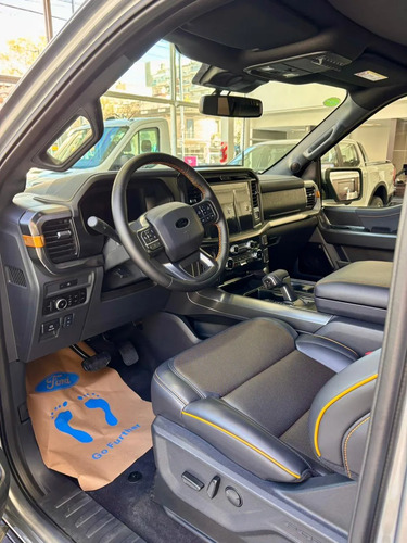 Ford F-150 5.0L V8 Tremor 4X4 At 2026