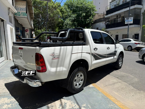 Toyota Hilux HILUX 4X2 CABINA DOBLE DX 2.5 TD 2009