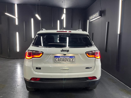 Jeep Compass 2.4 LONGITUDE AT6 4X2 L18 2021