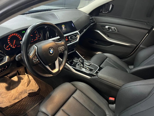BMW 320 I SEDAN SPORTLINE 2020