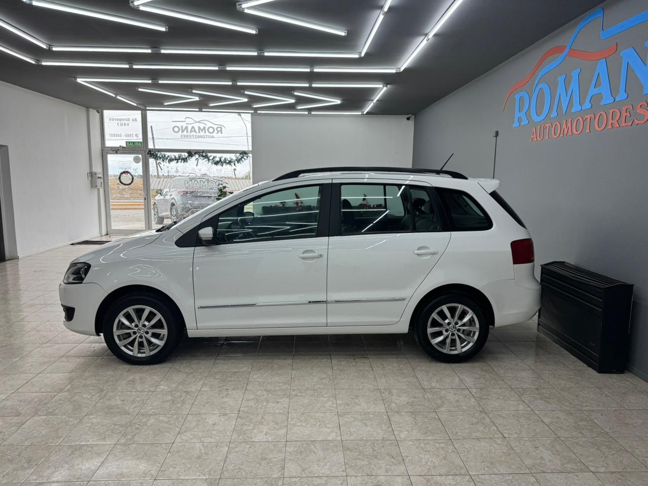 Volkswagen Suran HIGLINE 1,6 MT 2014