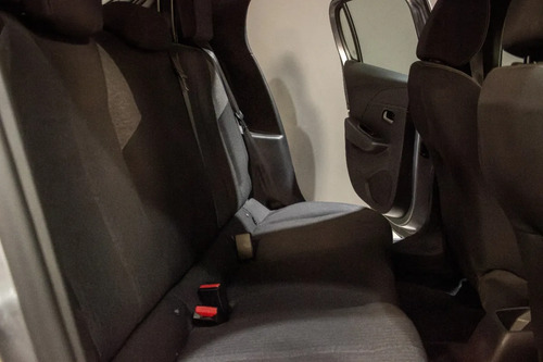 Peugeot 208 1.6 Allure At 2025