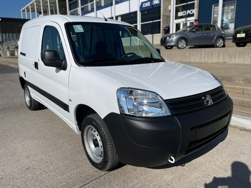 Peugeot Partner 1.6 Hdi Furgon Confort 92 2024