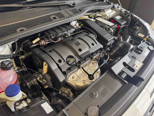 Peugeot 208 1.6 Allure At 2025