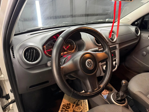Volkswagen Gol 1.6 TREND 5P L12 2012