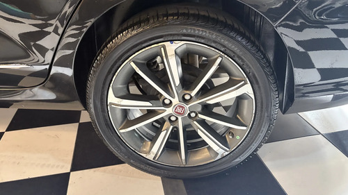 Fiat Cronos 1.8 16v Precision 2018