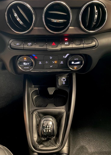 Fiat Cronos Stile 2024