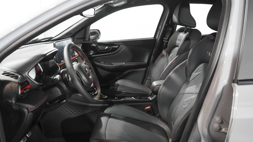 Fiat FASTBACK 1.3 Abarth T270 At6 2026