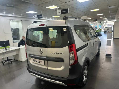 Renault Kangoo Ii 1.6 Sce Stepway 2025