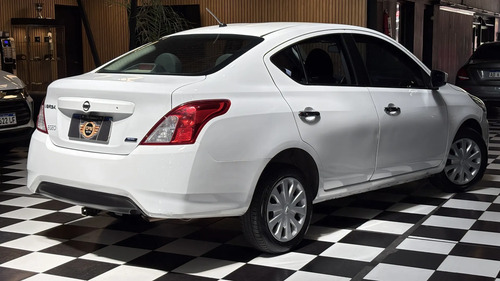 Nissan Versa 1.6 Sense Mt 2016