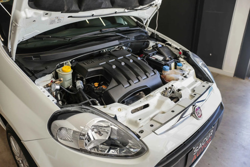 Fiat Punto 1.4 Attractive Pack Top Uconnect 2016