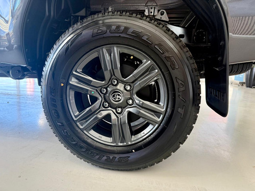 Toyota Hilux Pick-Up 2.4 Cd Sr 150cv 4x2 2025