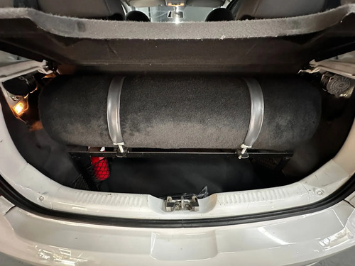 Volkswagen Fox 1.6 HIGHLINE 3P L10 2014