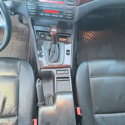 BMW BMW 325 IA Blindado de fabrica 2.5 325i Security 2004