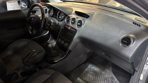 Peugeot 408 2.0 Allure 143cv 2016