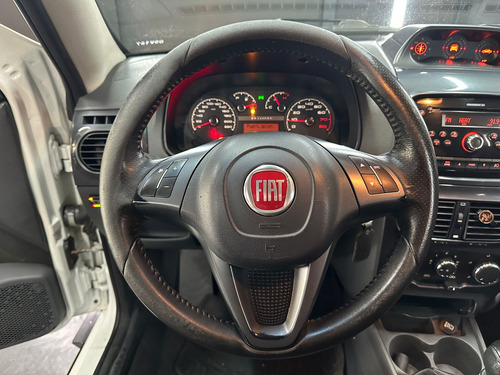 Fiat Strada 1.6 DC ADVENTURE LOCKER L14 2015