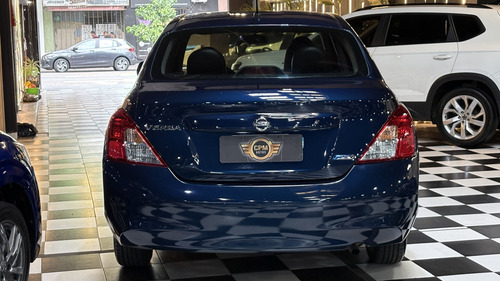 Nissan Versa 1.6 Exclusive At 2014