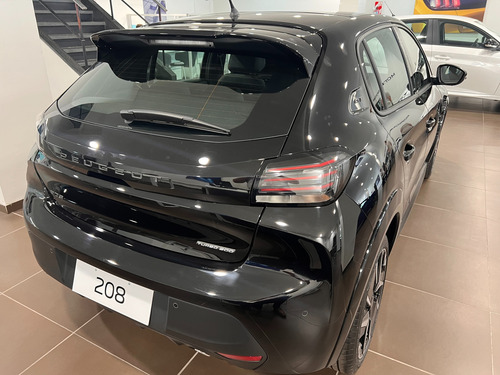 Peugeot 2008 1.0T Gt 2025