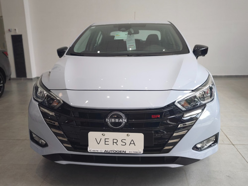 Nissan Versa 1.6 Sr Cvt 2025
