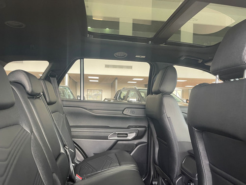 Ford Everest 2.3 Gtdi Ecoboost Titanium 4X4 At 2025