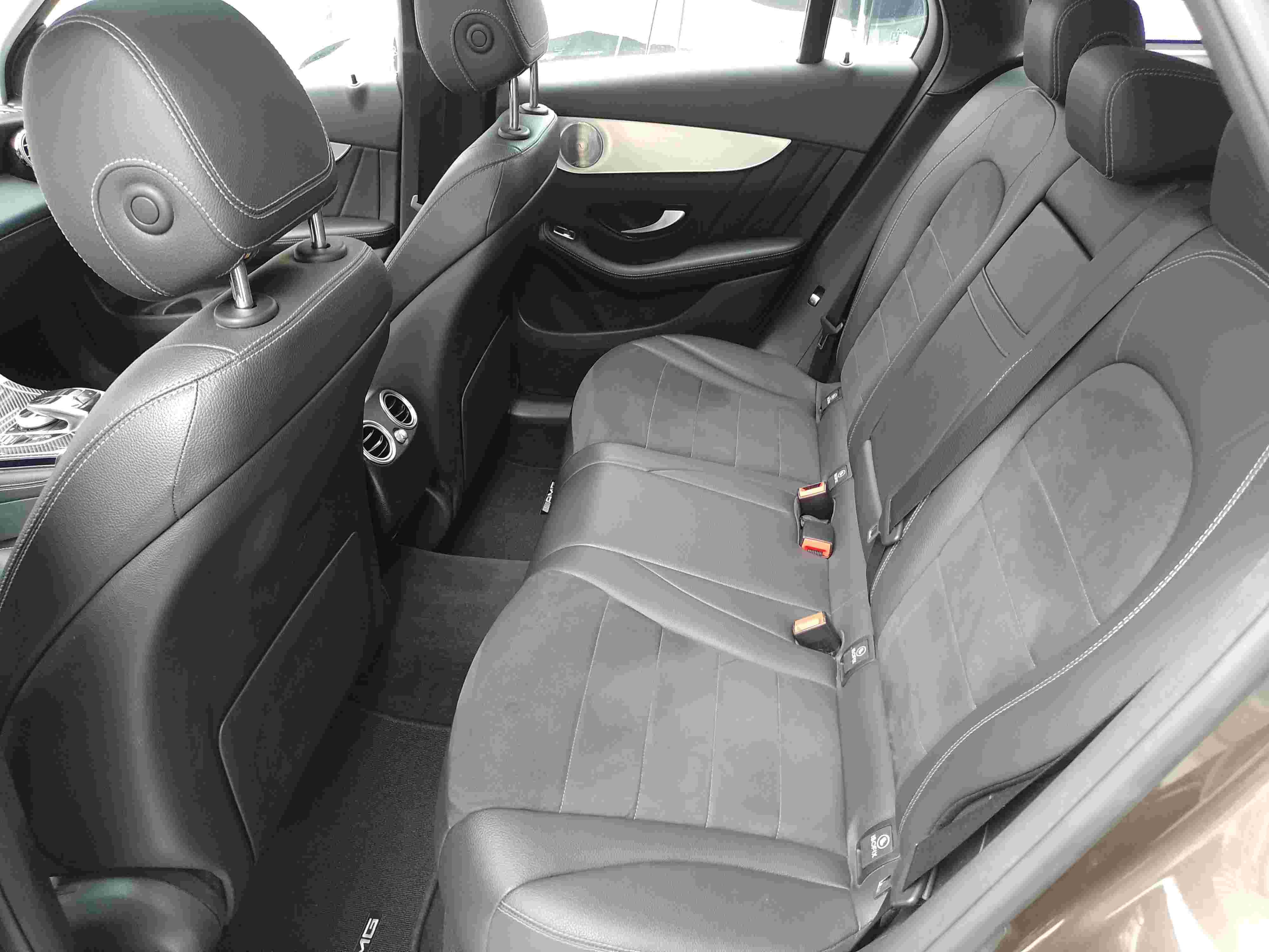 Mercedes-Benz GLC300 2.0 Glc300 4matic Atomático 2019