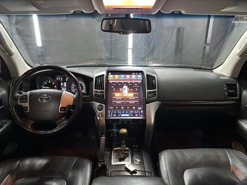 Toyota Land Cruiser 4.5 D4-D 200 VX AT 2013