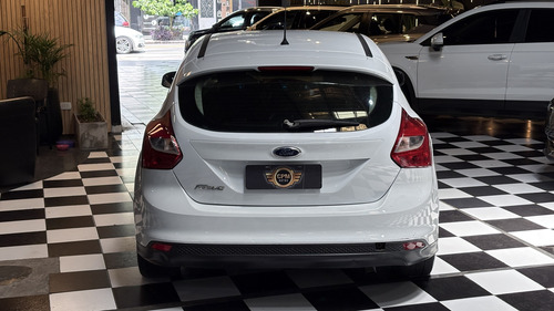 Ford Focus III 1.6 S 2015