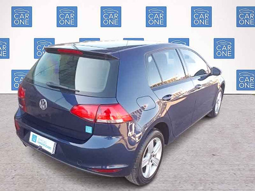 Volkswagen Golf 1.6 VII FSI TRENDLINE L15 2016