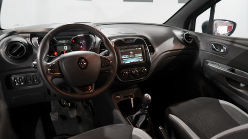 Renault Captur 2.0 Zen 2020