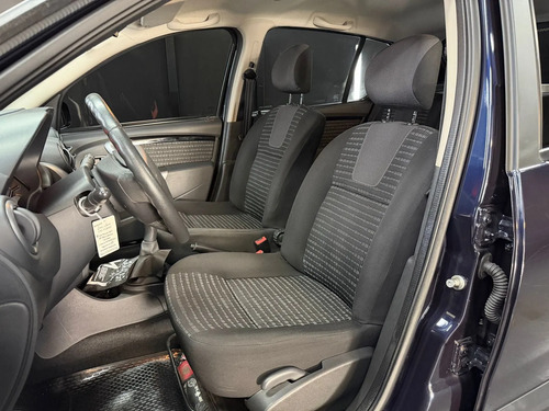 Renault Sandero 1.6 16V PRIVILEGE L12 2013