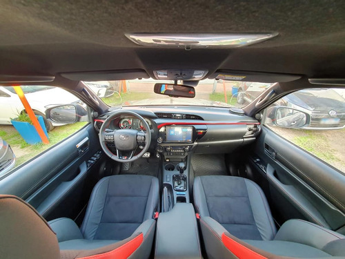 Toyota Hilux Hilux 2.8 Dc 4x4 GR-S IV Tdi At6 (204cv) 2025