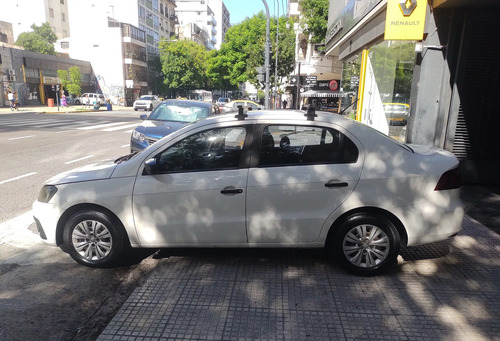 Volkswagen Voyage 1.6 TRENDLINE L17 2018