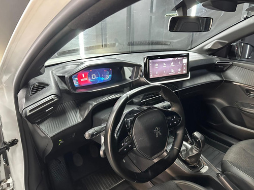 Peugeot 208 1.6 Road Trip 2024