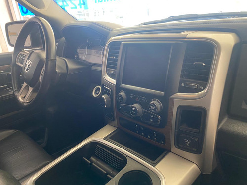 Dodge Ram 1500 SLT LARAMIE 5.7L AT8 4X4 2023