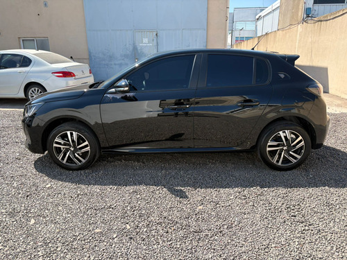 Peugeot 208 ROADTRIP AM24 2023