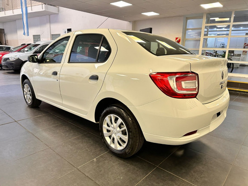 Renault Logan 1.6 16v Life 2025