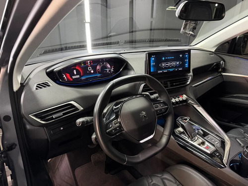 Peugeot 5008 2.0 HDI ALLURE PLUS TIPTRONIC L21 2021