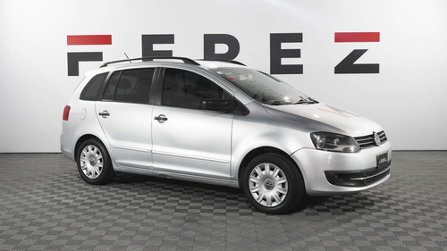 Volkswagen Suran 1.6 Comfortline 101cv 11a 2011
