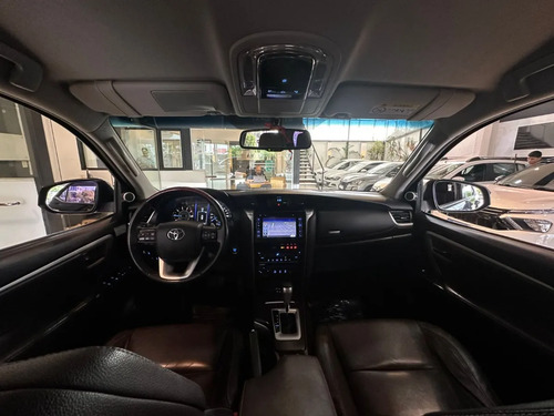 Toyota SW4 2.8 Srx 177cv 4x4 7as At 2017