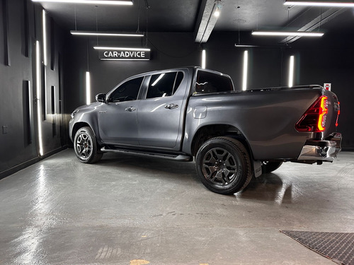 Toyota Hilux 2.8 TDI 4X2 DC SRX AT6 L21 2022
