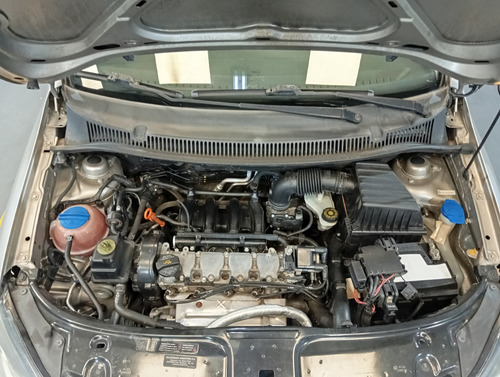 Volkswagen Suran 1.6 Comfortline Abs L/14 2014