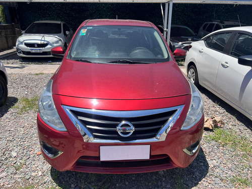 Nissan Versa 1.6 Advance Mt 2017