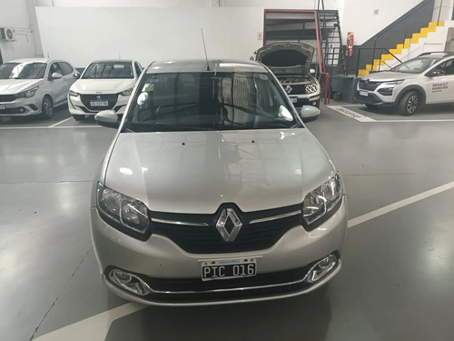 Renault Logan 1.6 Privilege 105cv 2015