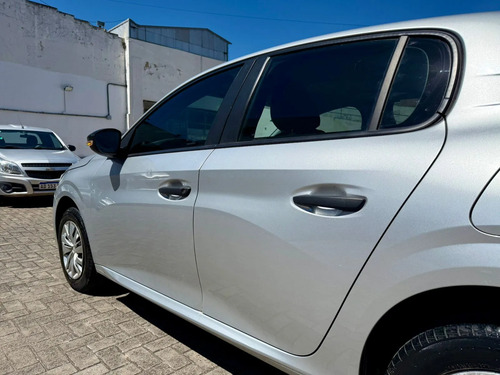 Peugeot 208 1.2 LIKE L20 2021