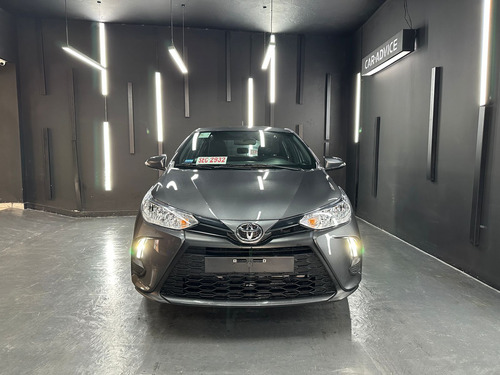 Toyota Yaris 1.5 XS CVT 5P 2025