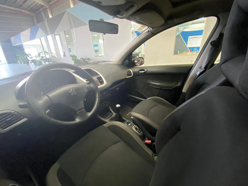 Peugeot 207 Compact 1.9 D 2010