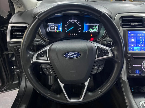 Ford Mondeo 2.0 VIGNALE HIBRIDO L19 2020