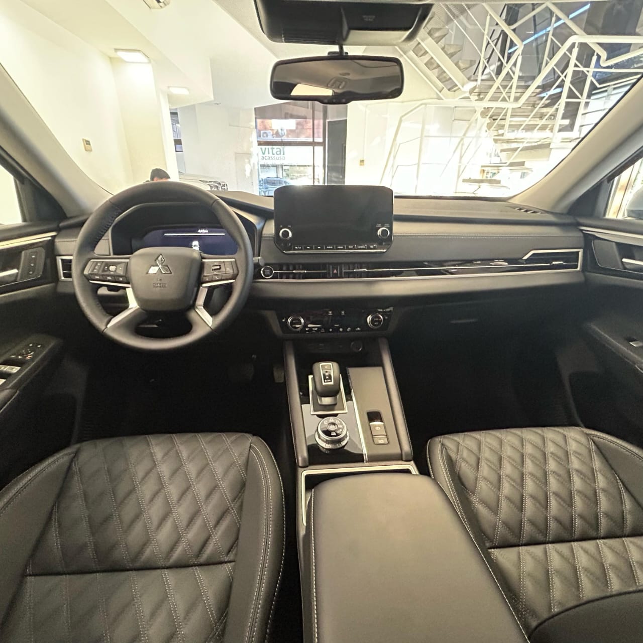 OUTLANDER 4WD FULL 2025